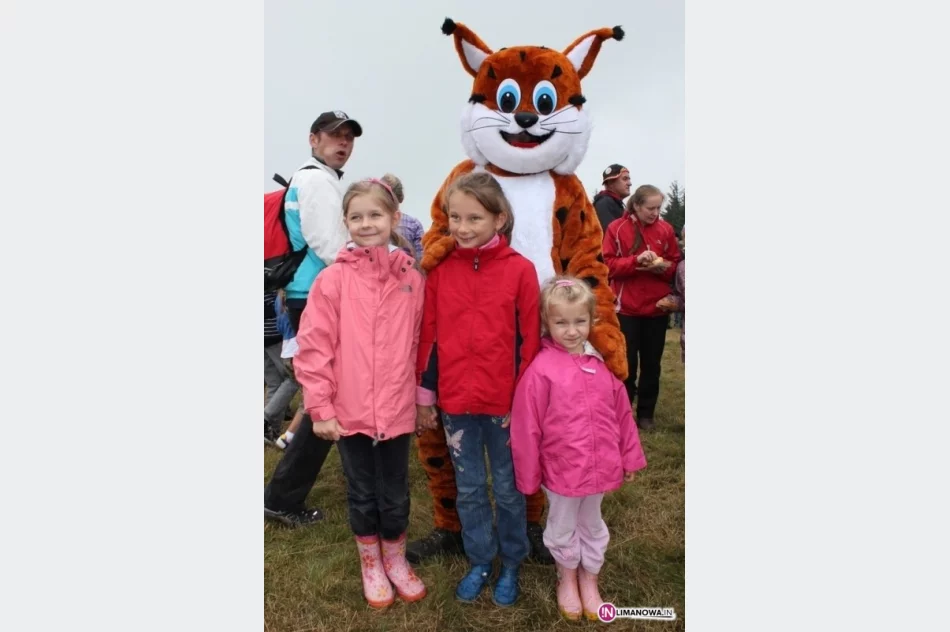 800 turystów na szczycie Łopienia - zdjęcie 3