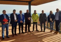 Ostatnie prace przy budowie wieży widokowej na górze Kamionna - zdjęcie główne