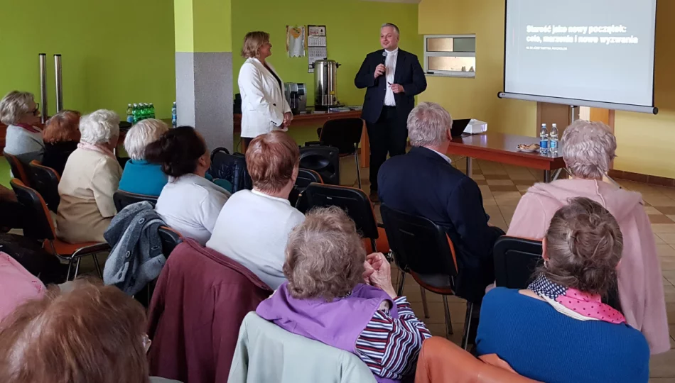Spotkanie z ks. dr Józefem Partyką w Świetlicy Wiejskiej w Pasierbcu - zdjęcie 1
