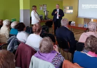 Spotkanie z ks. dr Józefem Partyką w Świetlicy Wiejskiej w Pasierbcu - zdjęcie główne