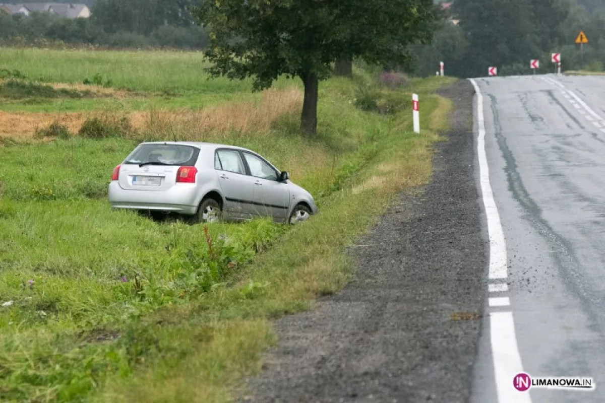 Toyota wypadła z drogi