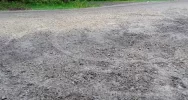 Niszczenie remontowanej drogi. Kto stoi za aktami wandalizmu? - zdjęcie 4