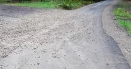 Niszczenie remontowanej drogi. Kto stoi za aktami wandalizmu? - zdjęcie 5