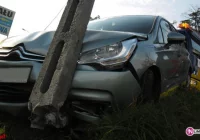 18-latka uderzyła w przepust i drzewo - zdjęcie główne