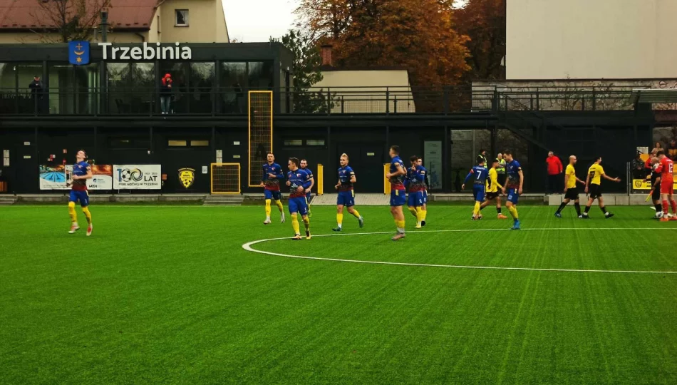 Limanovia w Trzebini: kataftrofalny początek, efektowna pogoń i decydujący cios gospodarzy - zdjęcie 1