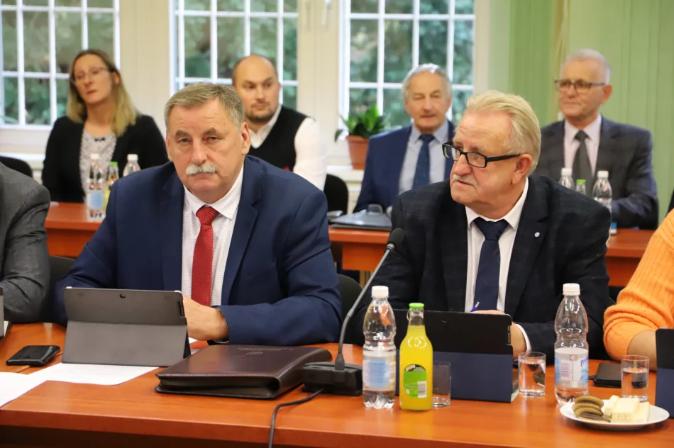 Za nami XXXII sesja Rady Gminy Limanowa - zdjęcie 6