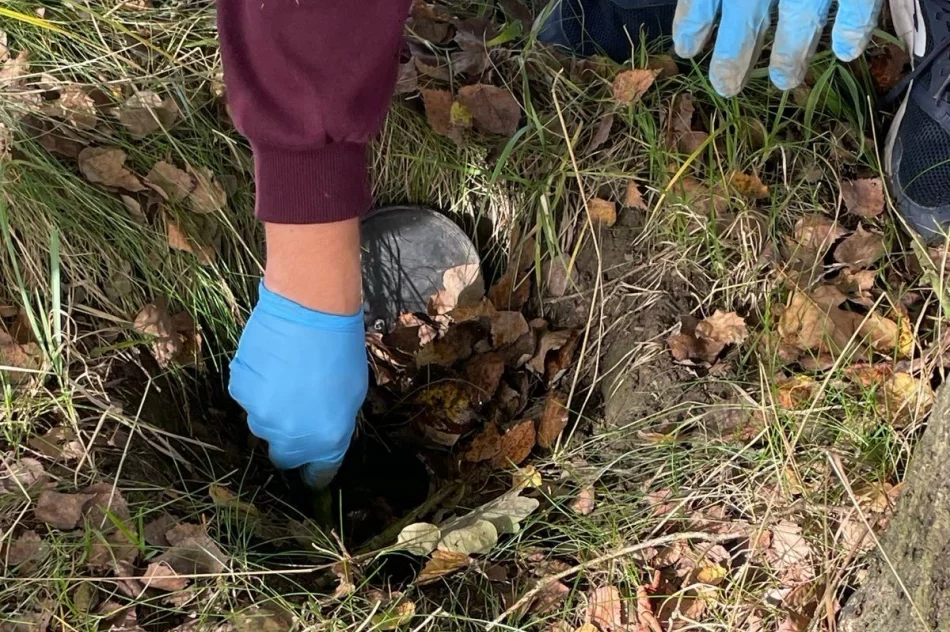 Małopolska: Rozbita siatka narkotykowa. Skrytki w… ziemi - zdjęcie 2