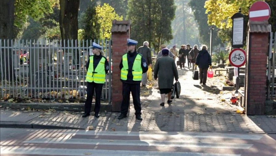 Wszystkich Świętych: wzmożony ruch w okolicach cmentarzy  - zdjęcie 1