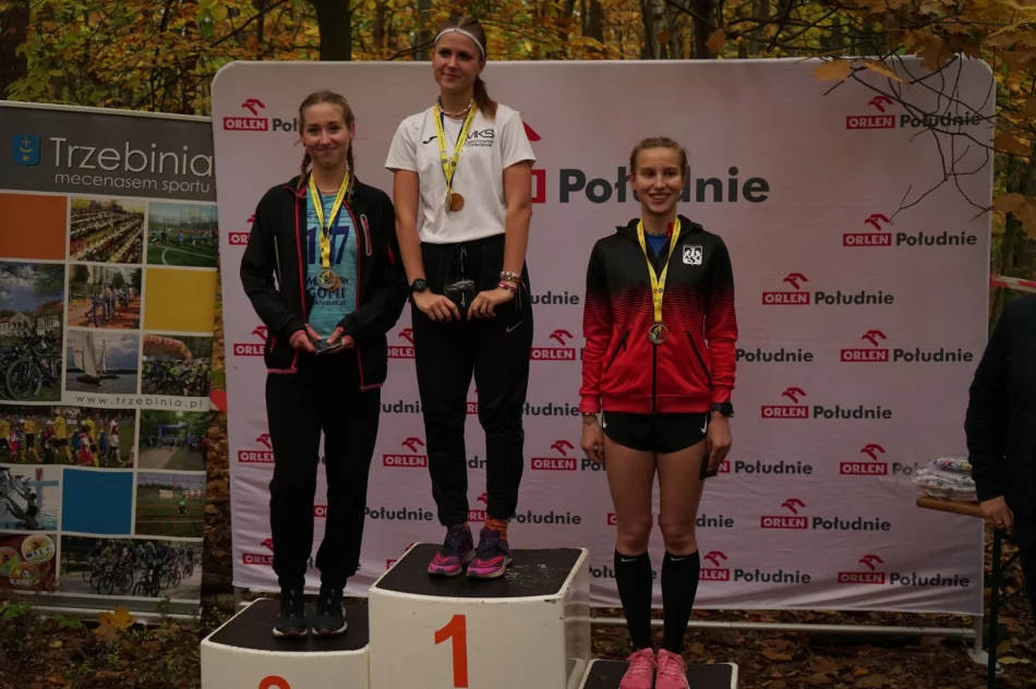 Zawodnicy Klubu „Limanowa Forrest” z medalami na Finale Grand Prix Małopolski w Biegach Przełajowych w Trzebini - zdjęcie 8