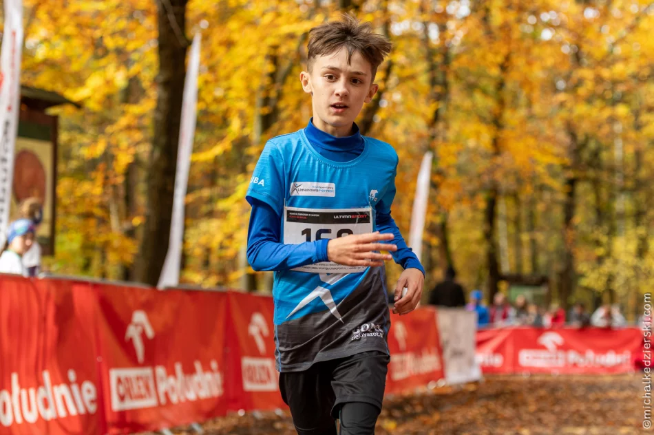 Zawodnicy Klubu „Limanowa Forrest” z medalami na Finale Grand Prix Małopolski w Biegach Przełajowych w Trzebini - zdjęcie 15