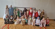 Korowód świętych w Szkole Podstawowej nr 2 w Limanowej - zdjęcie 3
