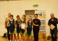 Szkoły średnie rozstrzygnęły walkę o mistrzostwo w koszykówce 3x3 - zdjęcie główne