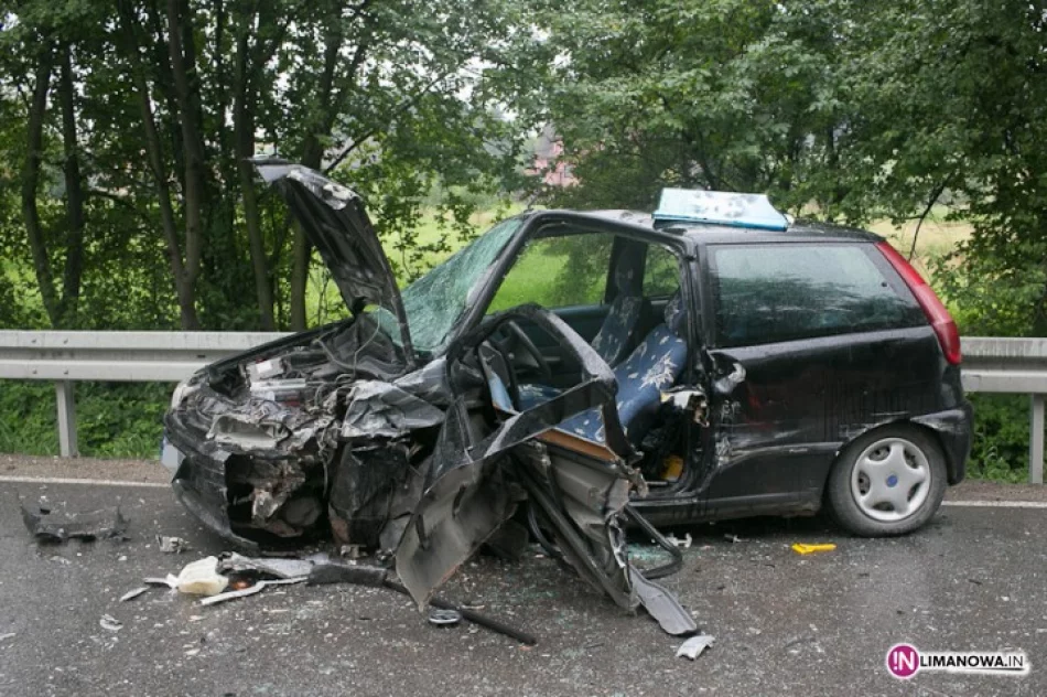 Groźnie wyglądające zderzenie - zdjęcie 3