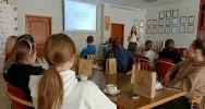 Studenci turystyki odkrywali Zagórzańskie Dziedziny - zdjęcie 3