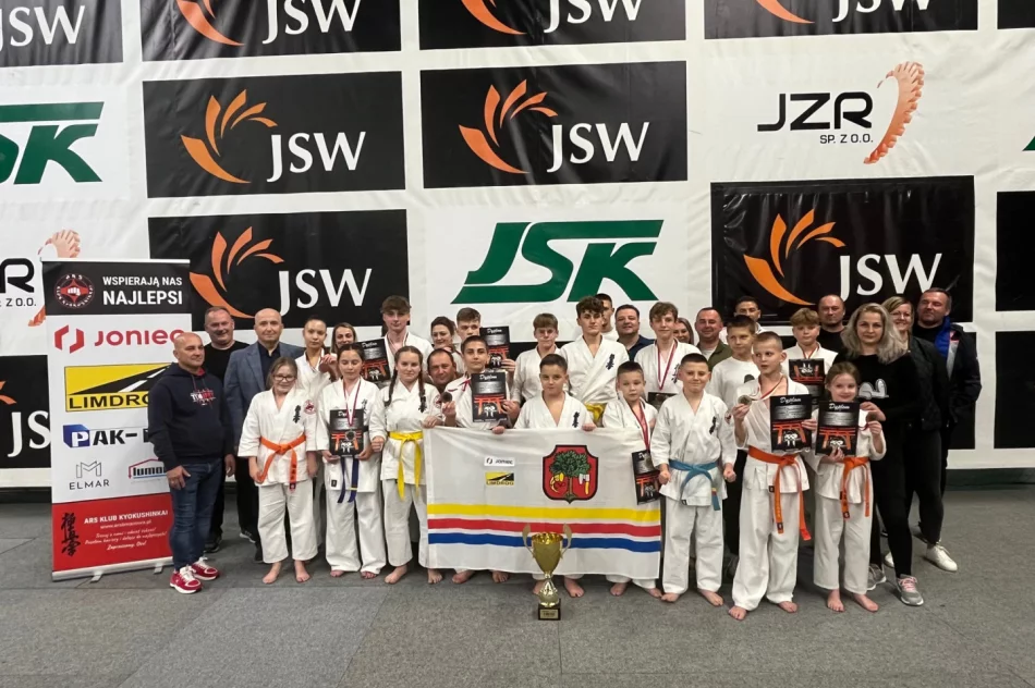 Kolejne sukcesy karateków ARS Limanowa – JONIEC Team - zdjęcie 13