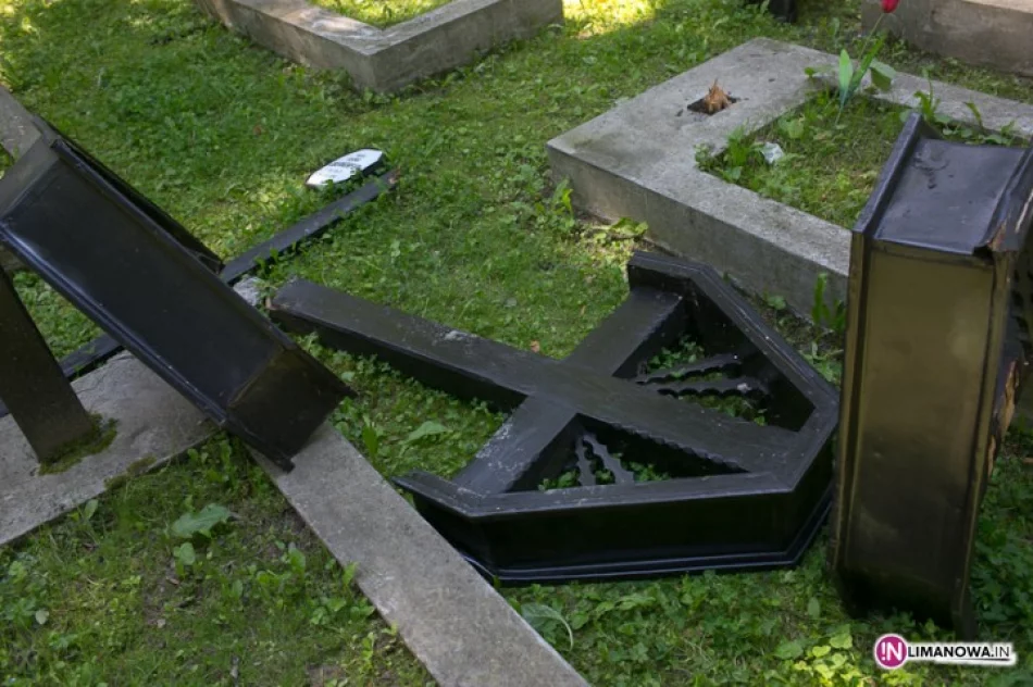 Zniszczyli cmentarz wojenny - zdjęcie 3