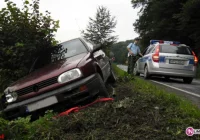 Wjechał do rowu. Miał 2 promile - zdjęcie główne