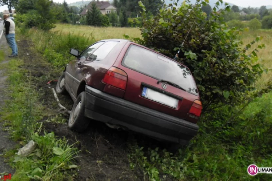 Wjechał do rowu. Miał 2 promile - zdjęcie 2