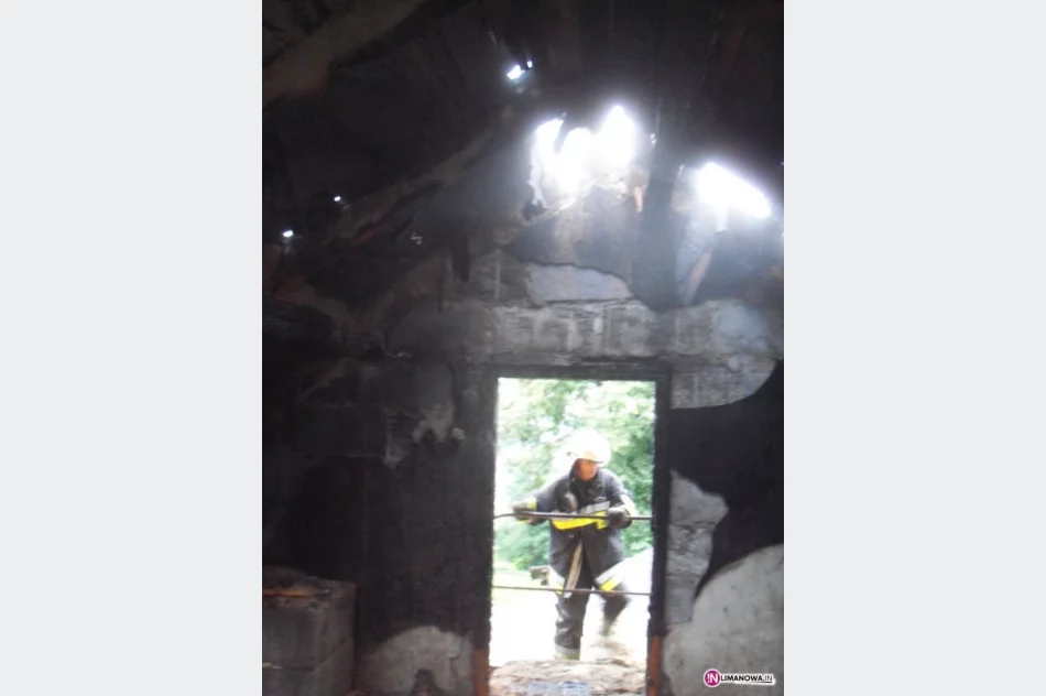 Pożar w nocy. Przyczyna nieustalona - zdjęcie 3