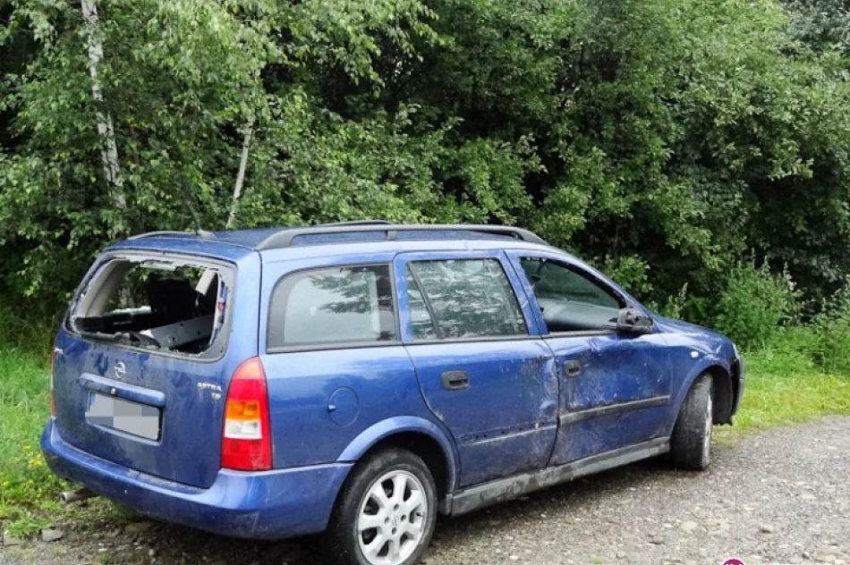 Dachowanie samochodu obywatela Rumunii - zdjęcie 2