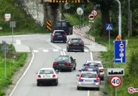 Napad trwał 40 sekund. Sprawcy nieuchwytni - zdjęcie główne