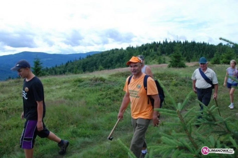 800 turystów na szczycie Jasienia - zdjęcie 4