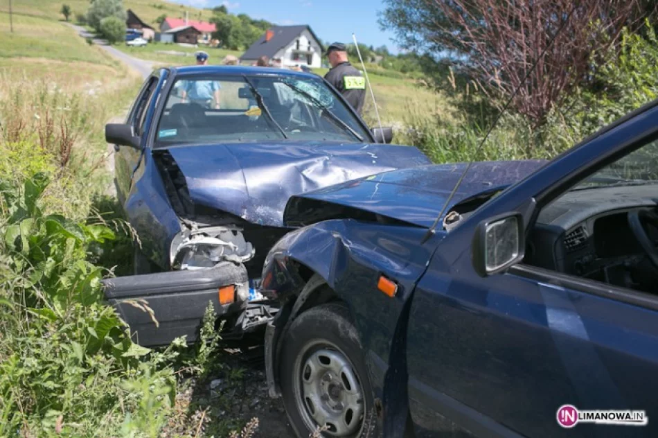 Zderzenie czołowe golfów - zdjęcie 2
