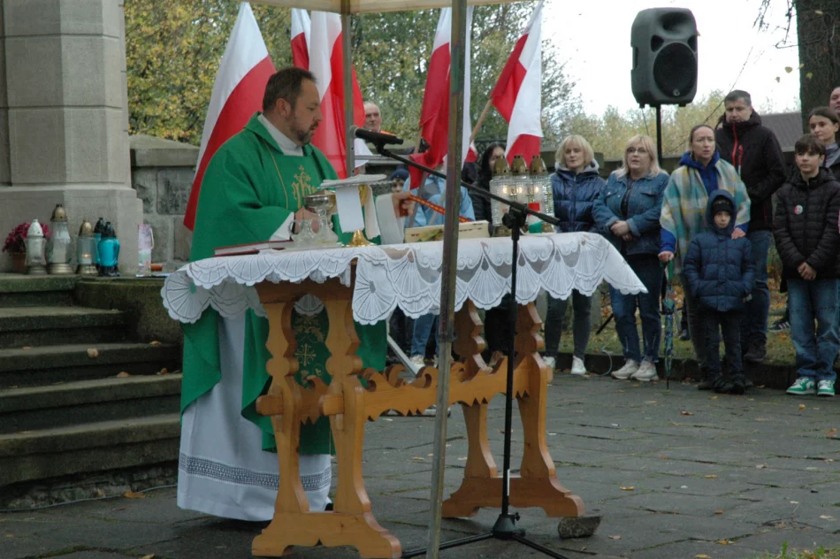 Jubileuszowy X Niepodległościowy Złaz na Jabłońcu - zdjęcie 7