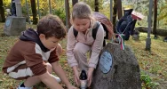 Uczniowie SP nr 3 odwiedzili limanowskie cmentarze - zdjęcie 3