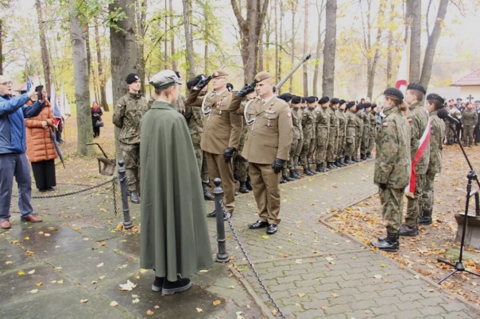 Obchody Święta Niepodległości w Łososinie Górnej - zdjęcie 10
