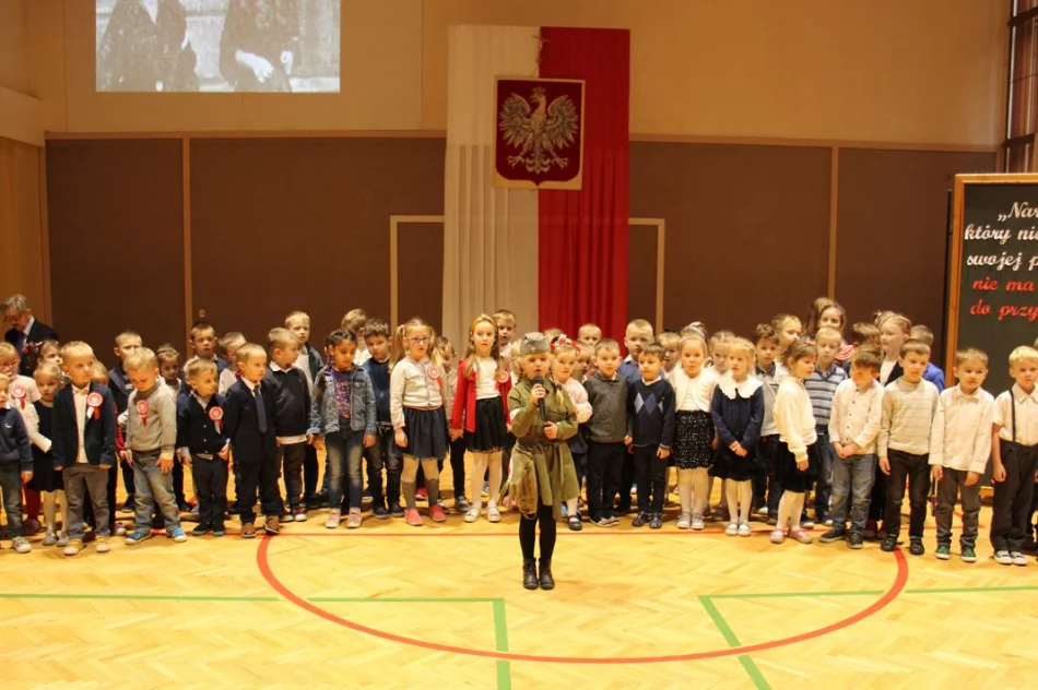 Obchody Święta Niepodległości w Łososinie Górnej - zdjęcie 14