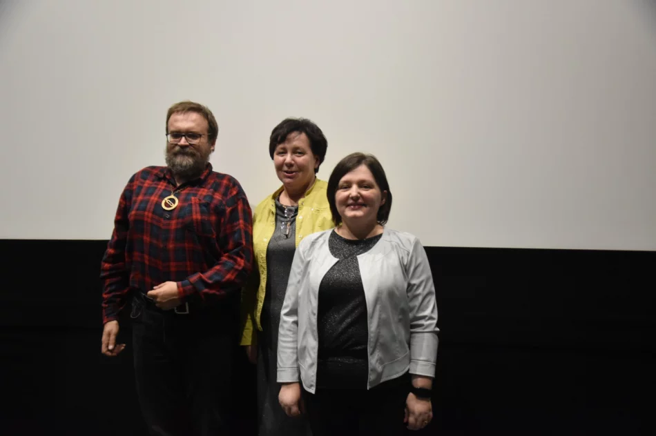 Andrzej Pilipiuk – pisarz, publicysta, archeolog- spotkał się ze swoimi fanami w Miejskiej Bibliotece Publicznej - zdjęcie 10