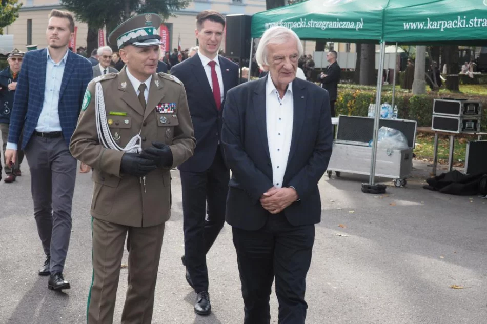 Wspólnie przeżyjmy Święto Odzyskania Niepodległości - felieton Janiny Firlej - zdjęcie 2