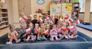 Święto Niepodległości w Miejskim Żłobku - zdjęcie 3