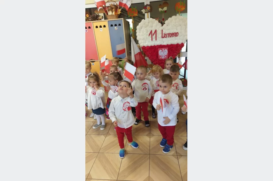Święto Niepodległości w Miejskim Żłobku - zdjęcie 6