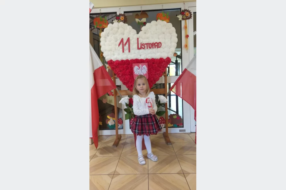 Święto Niepodległości w Miejskim Żłobku - zdjęcie 15