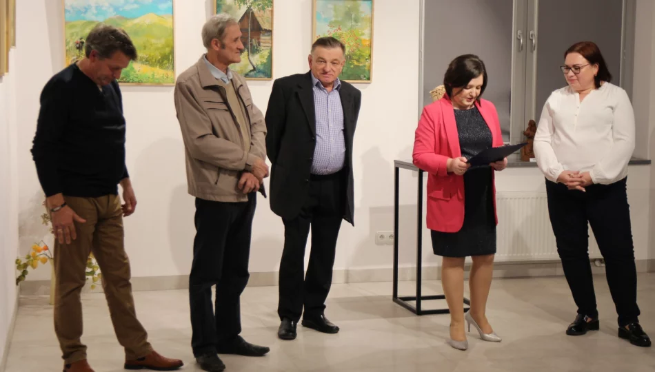 W Miejskiej Galerii Sztuki otwarto wystawę „Pędzlem, Dłutem, Sercem” towarzyszącą tegorocznemu 49. Festiwalowi „Limanowska Słaza” - zdjęcie 1