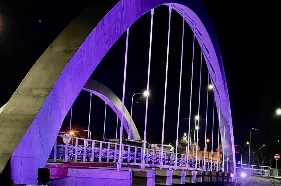 Nowy most w Limanowej został oświetlony - zobacz zdjęcia - zdjęcie 19