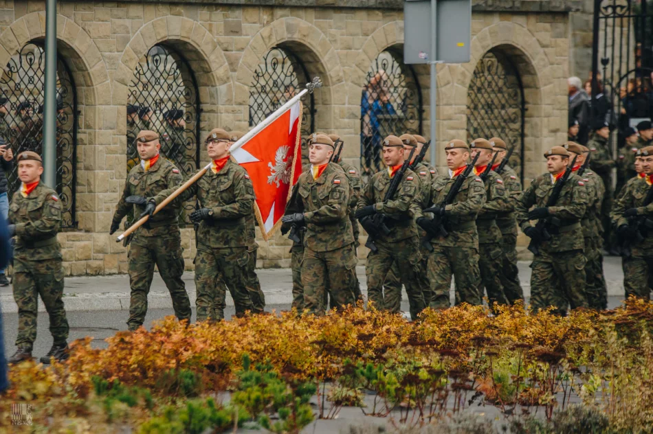 105. rocznica odzyskania niepodległości przez Polskę - zdjęcie 11
