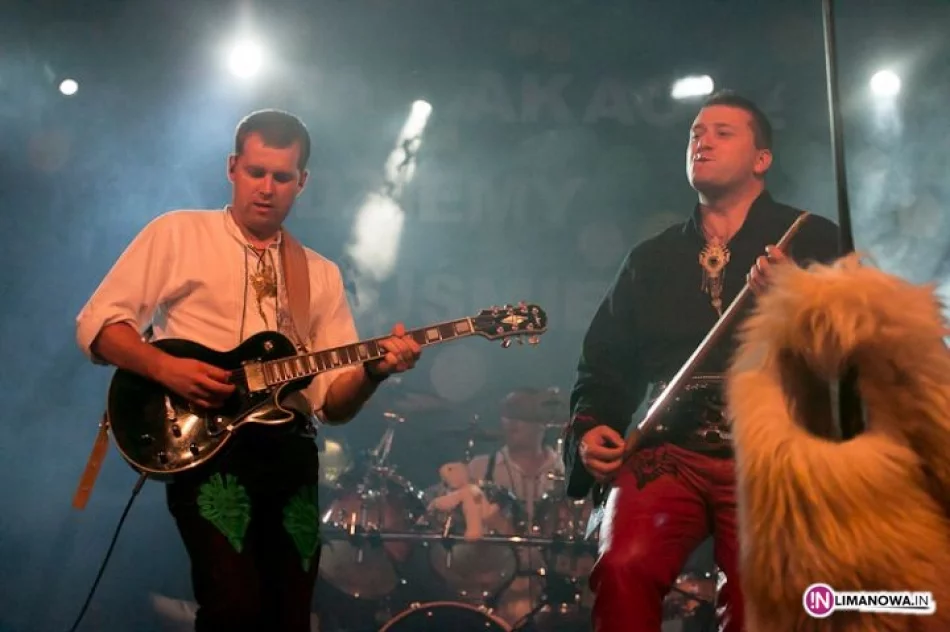 W Tymbarku 'stadion oszalał' - zdjęcie 2