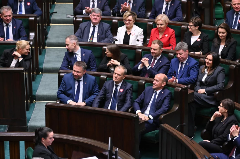 Szymon Hołownia marszałkiem Sejm: patria a nie partia. PiS bez wicemarszałka - zdjęcie 3