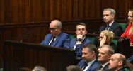 Szymon Hołownia marszałkiem Sejm: patria a nie partia. PiS bez wicemarszałka - zdjęcie 4