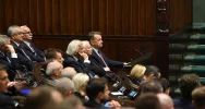 Szymon Hołownia marszałkiem Sejm: patria a nie partia. PiS bez wicemarszałka - zdjęcie 5