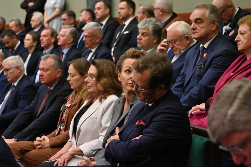 Szymon Hołownia marszałkiem Sejm: patria a nie partia. PiS bez wicemarszałka - zdjęcie 15