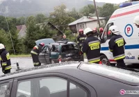 Najechała na tył poprzedzającego pojazdu - zdjęcie główne