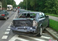 Ciężarówka uderzyła w opla - zdjęcie główne