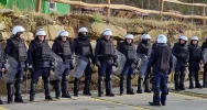 Policyjne ćwiczenia na wypadek demonstracji, imprez i zamieszek - zdjęcie 4
