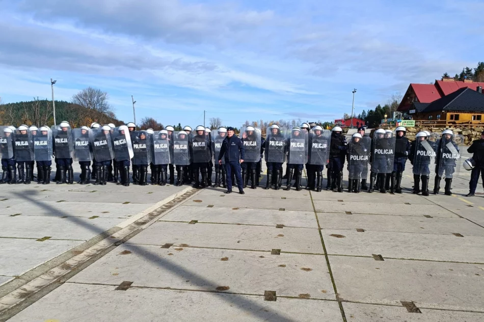 Policyjne ćwiczenia na wypadek demonstracji, imprez i zamieszek - zdjęcie 5
