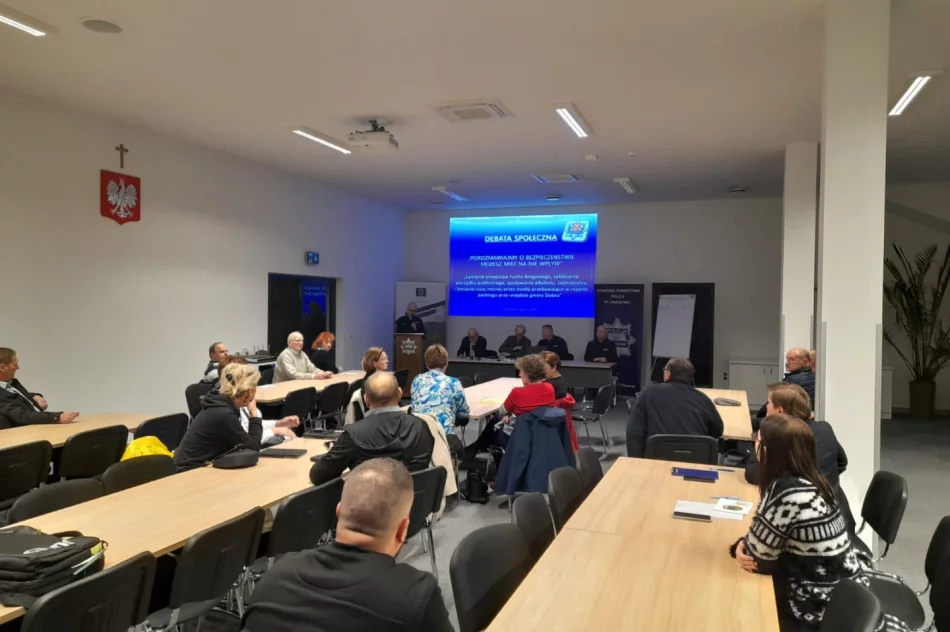 Debata o bezpieczeństwie z udziałem policji i urzędników - zdjęcie 2