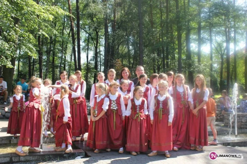 Jedność występowała w Chełmku - zdjęcie 3